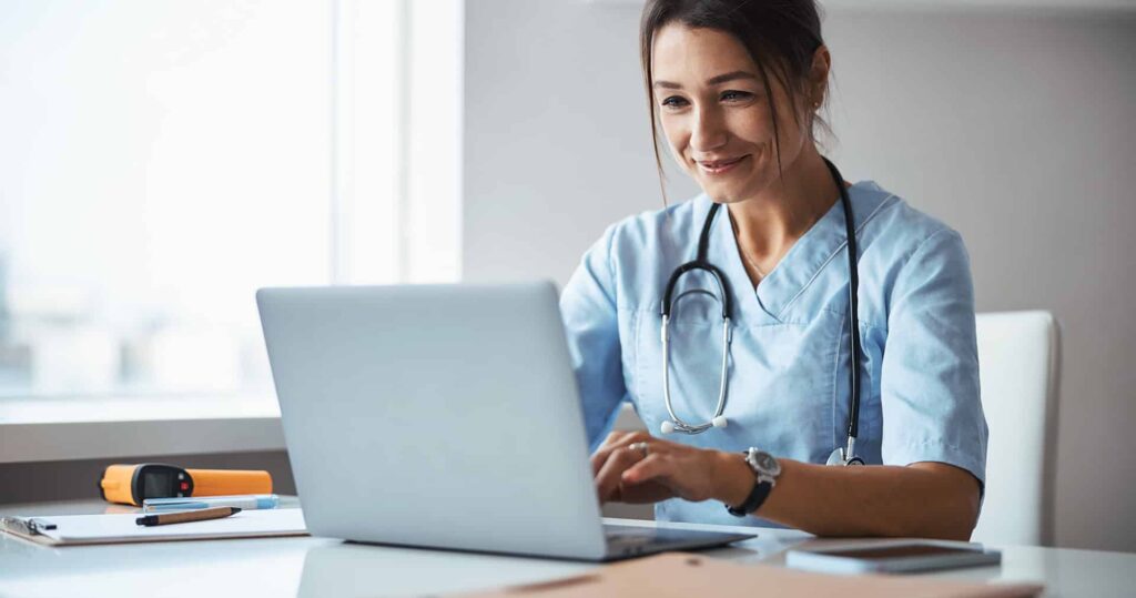 How to Transition to a New EHR System Without Losing Data or Productivity